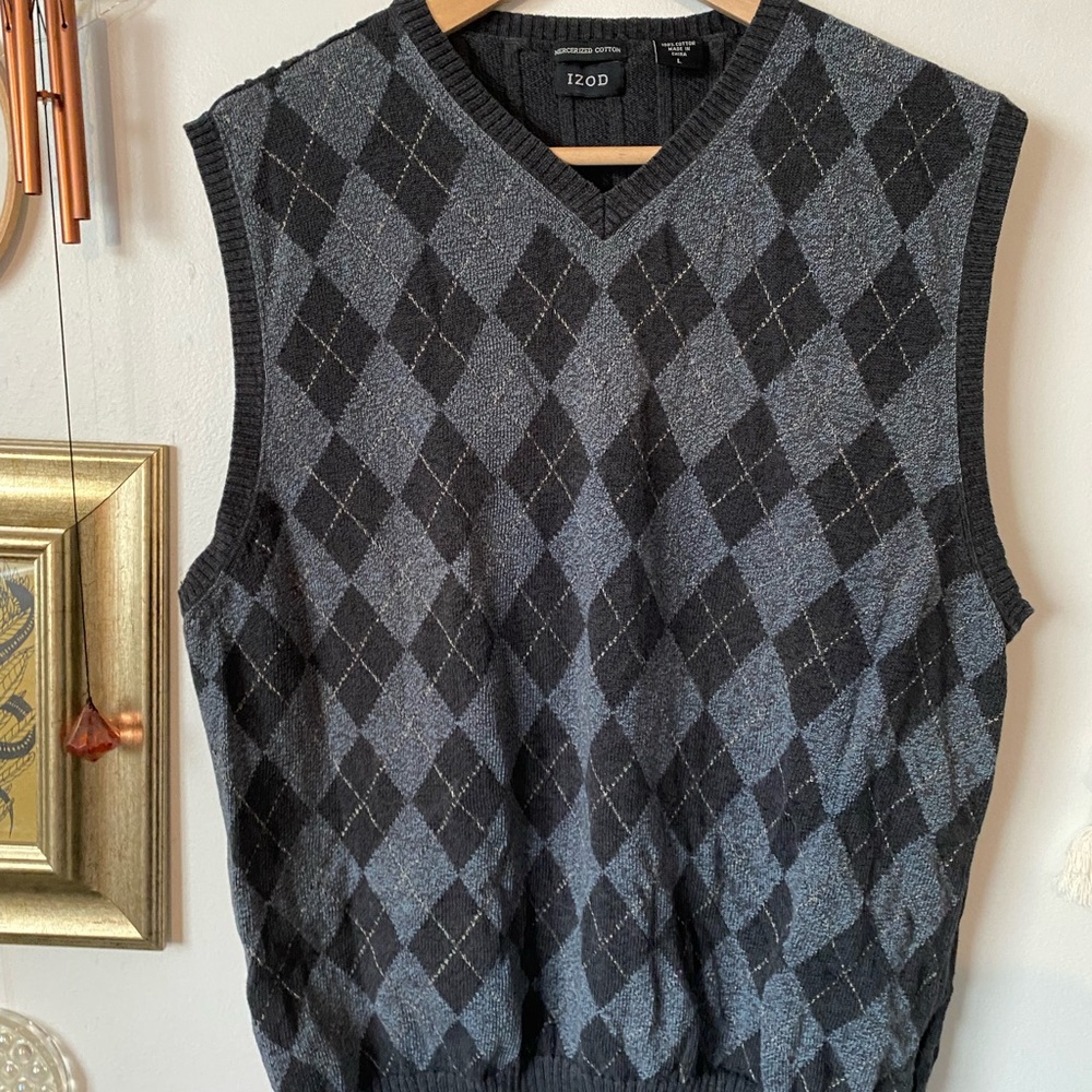 Sweater vest